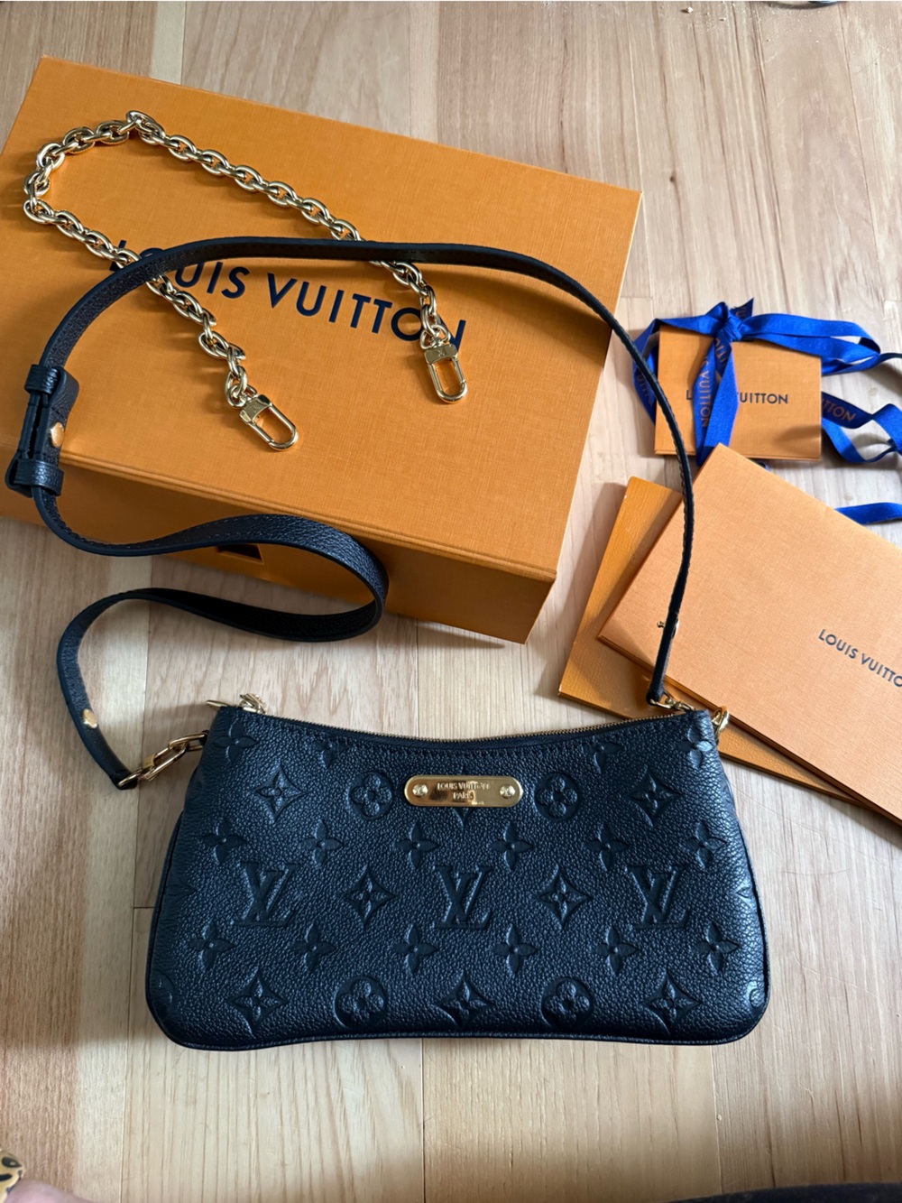 Louis Vuitton Black liv Monogram Empreinte Leather Shoulder Bag - Picture 2 of 12